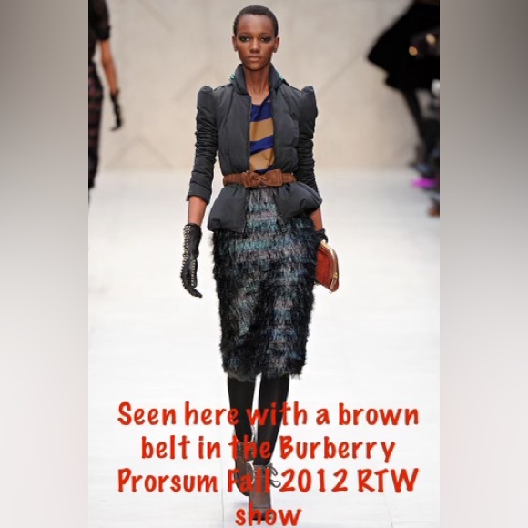 Burberry Prorsum Silk Coat from Fall 2012 RTW Collection - Picture 8 of 9
